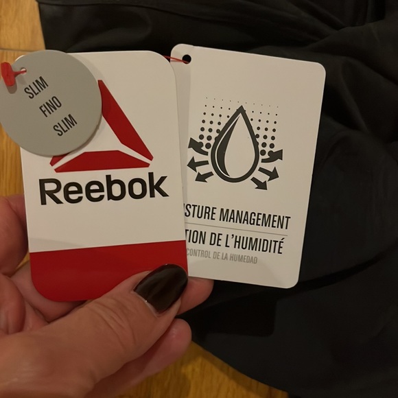 New with tags! Reebok Moisture Management Tank Top - Picture 5 of 11